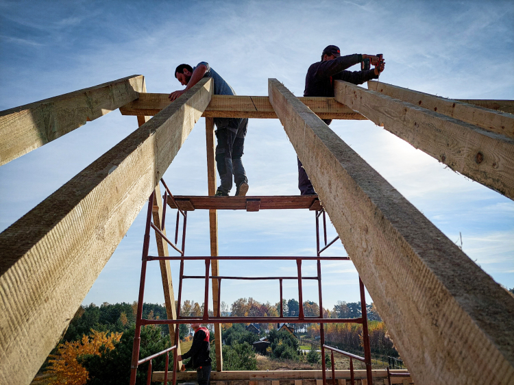 Budowa domu jednorodzinnego nad Zalewem Sulejowskim - kolejny etap 